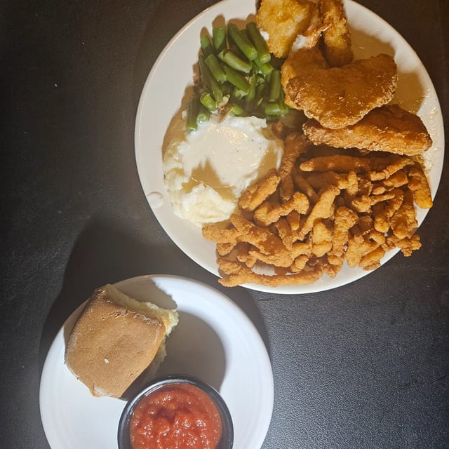 Fried Seafood Platter.
